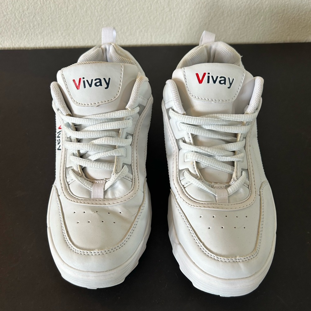 Walking / Athletic Tennis Shoes
